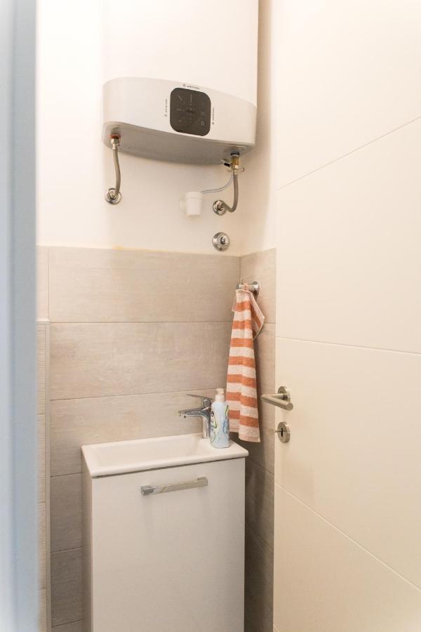Apartment Zara - Luxury Apartment With Private Pool Exterior photo