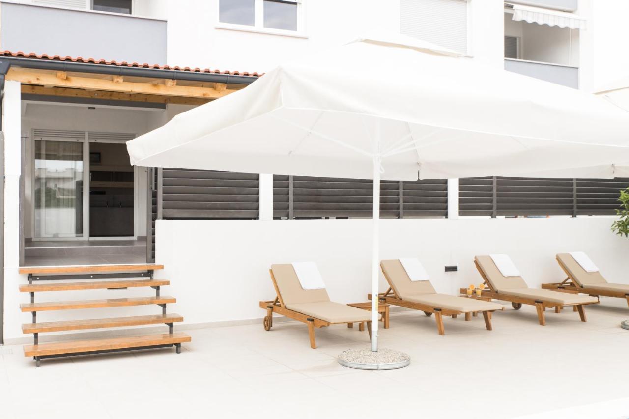 Apartment Zara - Luxury Apartment With Private Pool Exterior photo